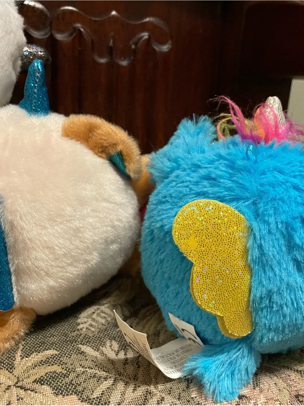 7 Zuru Rainbocorns small plush